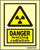 512.10-337670 危险:电离辐射 150 X 200MM